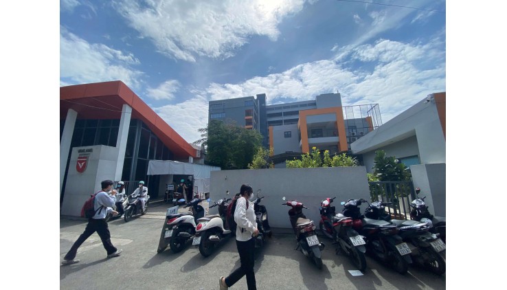 Bán Nhà sát HXH Phan Văn Trị ngay Đại Học Văn Lang Chỉ Nhỉnh 4 Tỉ